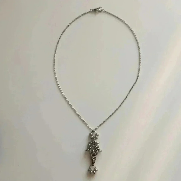 Gothic medieval witch chainmaille necklace with a small silver chain - Picture 7 of 7